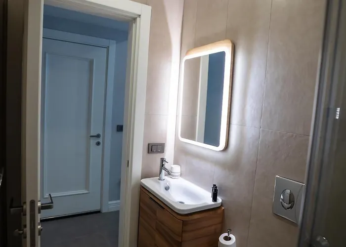 Zena Adults Only * Alacati